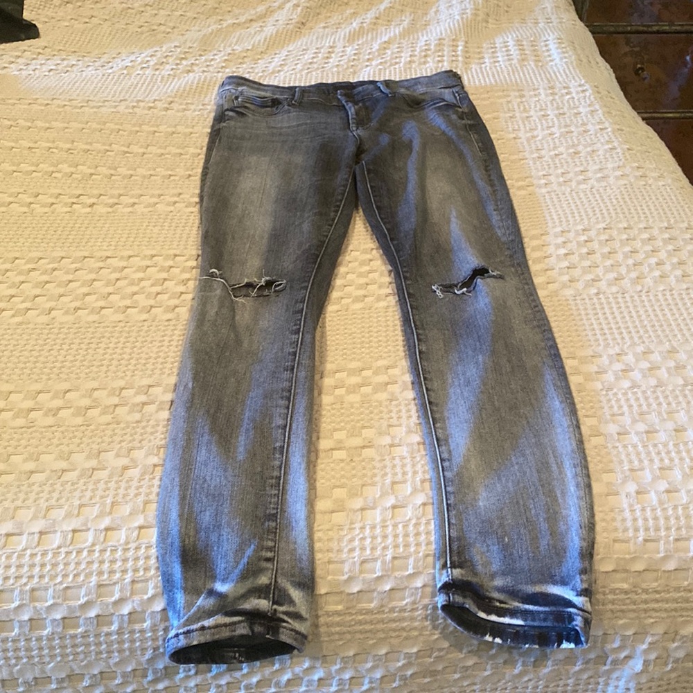 Mother Denim jeans. High rise. Skinny. Distressed